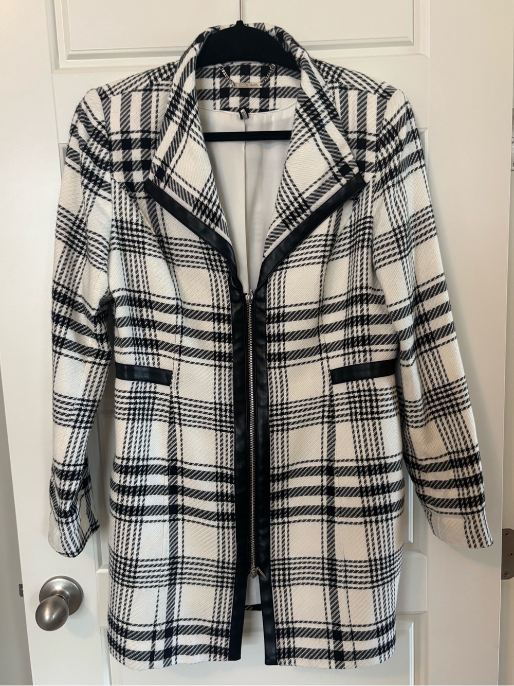 WHBM Black & White Plaid Women's Coat - Classic Chic
